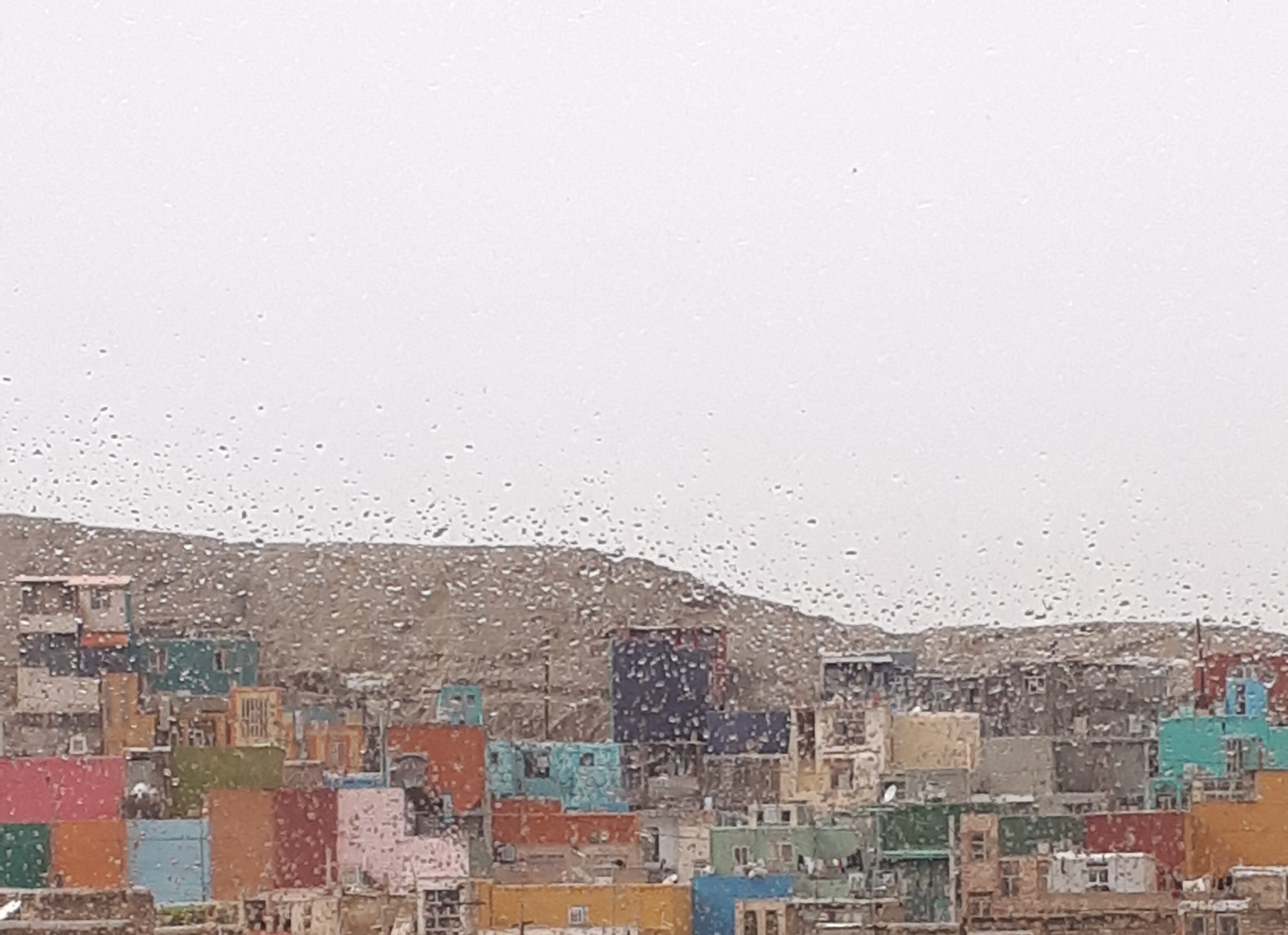 کاش ما آن شادیِ کوچک به تعویق نیفتاده باشیم.